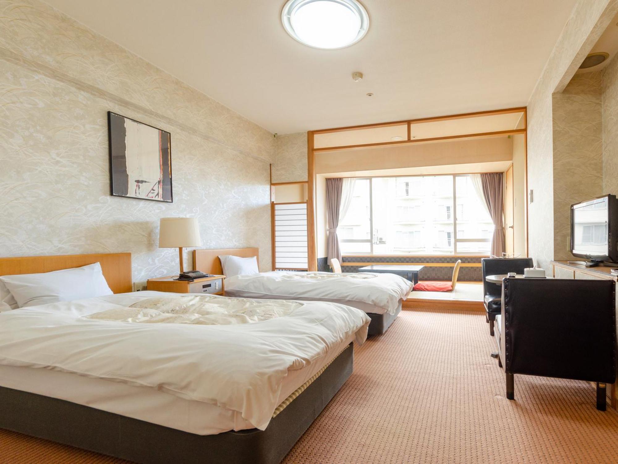 Hotel Ravie Kawaryo Ito  Buitenkant foto